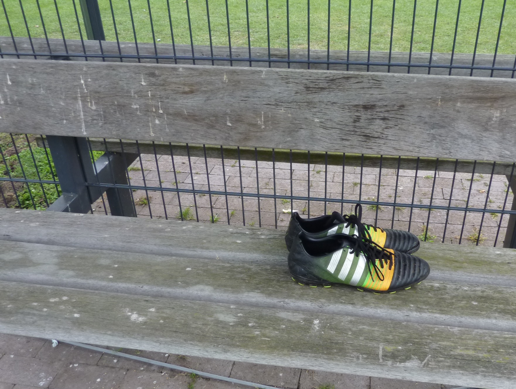 das-was-liegen-blieb-als-alle-weg-waren